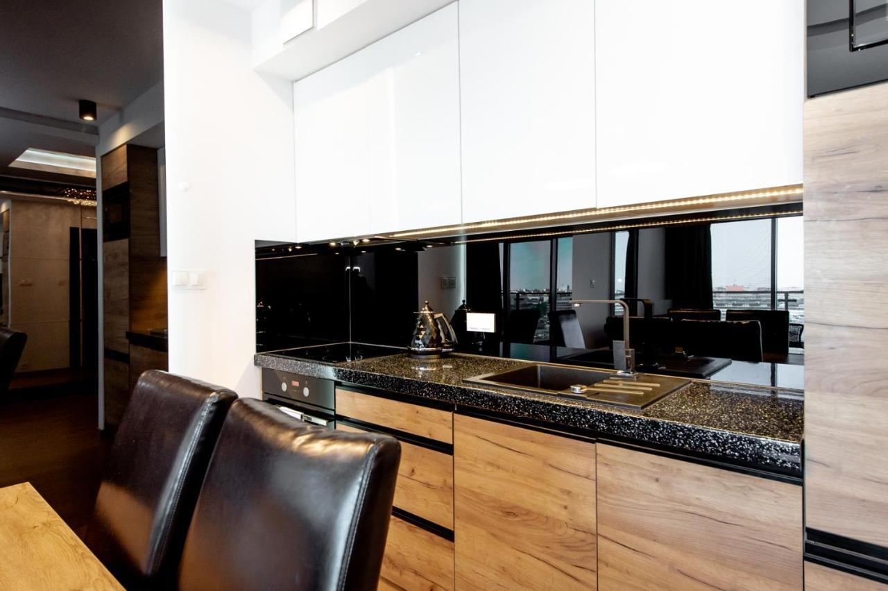 Super-apartamenty International Fair